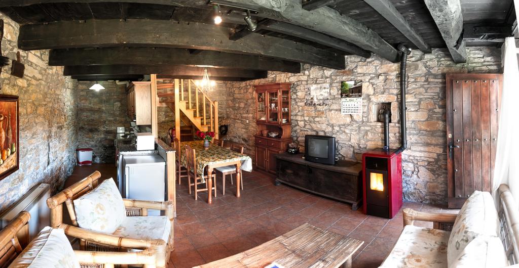 Casa Rural Pandelo Konuk evi Vega de Valcarce Dış mekan fotoğraf